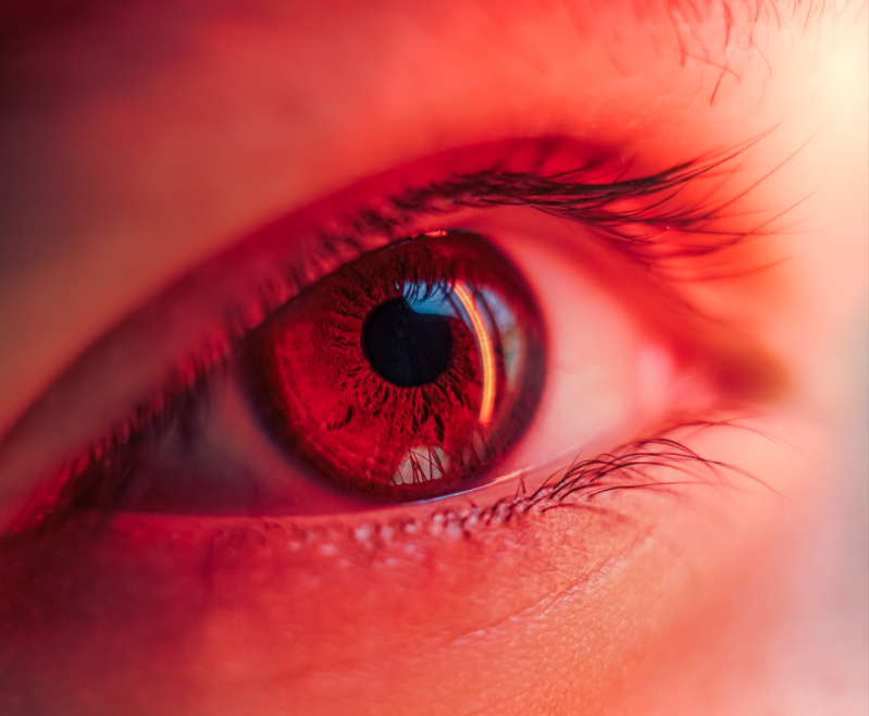 will red light therapy hurt your eyes